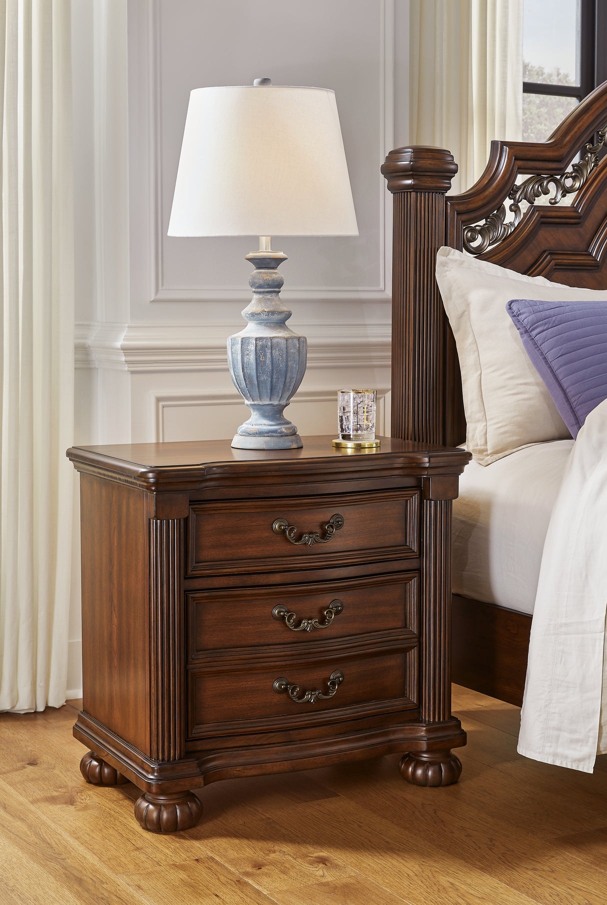 Lavinton Brown Queen Poster Bed, Dresser, Mirror, Chest and 2 Nightstands from Ashley Furniture - Luna Furniture