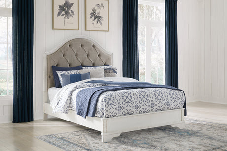 Brollyn Two-tone Queen Upholstered Panel Bed