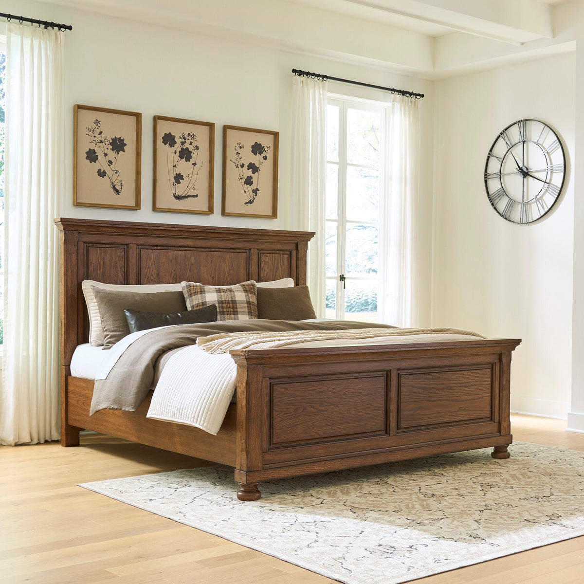 Zackaryn Warm Brown King Panel Bed from Ashley - Luna Furniture