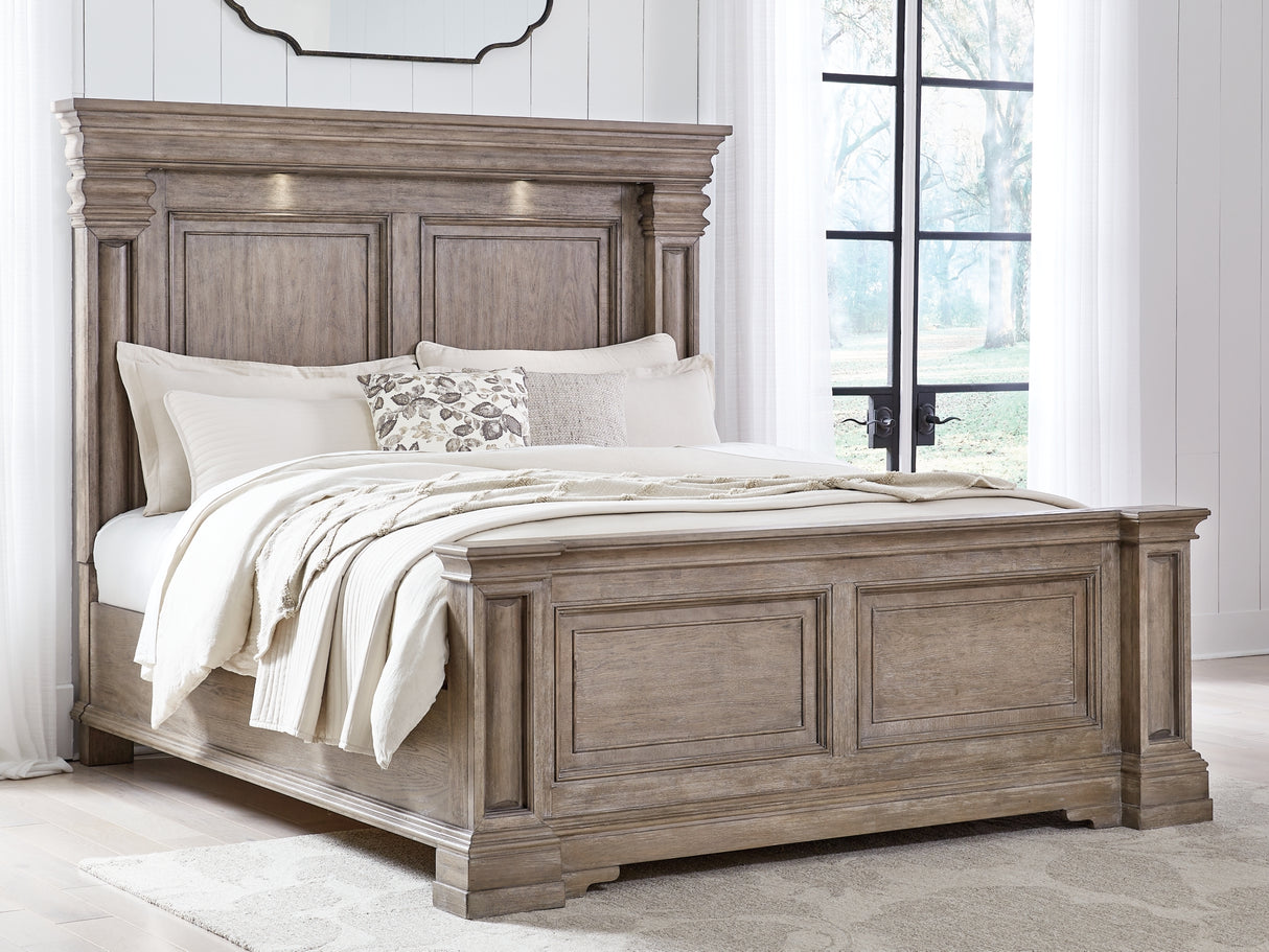 Blairhurst Light Grayish Brown Queen Panel Bed from Ashley - Luna Furniture