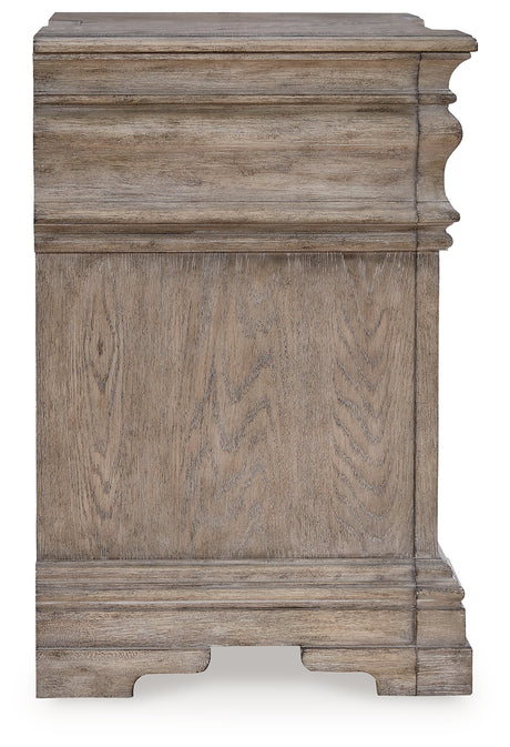 Blairhurst Light Grayish Brown Queen Panel Bed, Dresser, Mirror, Chest and Nightstand from Ashley - Luna Furniture