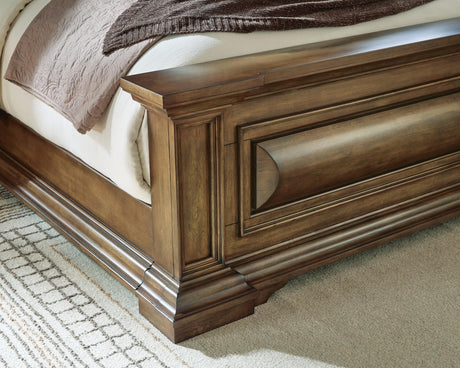 Frantanna Brown Queen Panel Bed from Ashley - Luna Furniture
