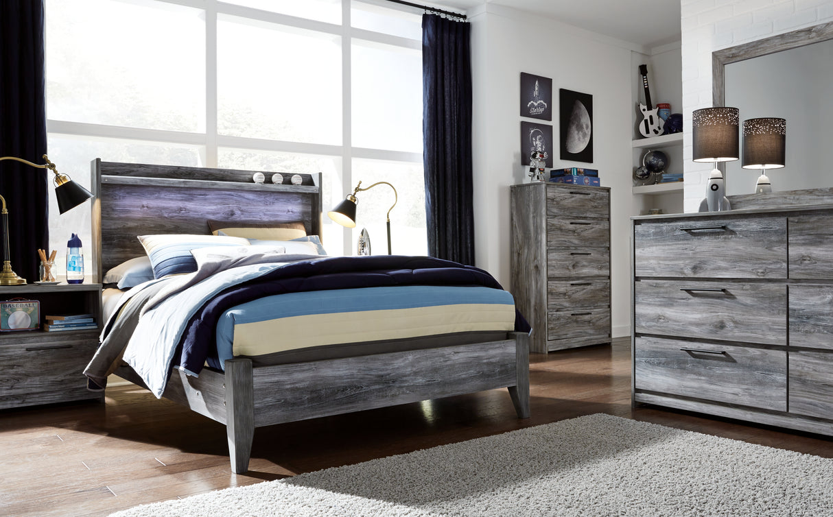 Baystorm Gray Full Panel Bed and Chest from Ashley Furniture - Luna Furniture