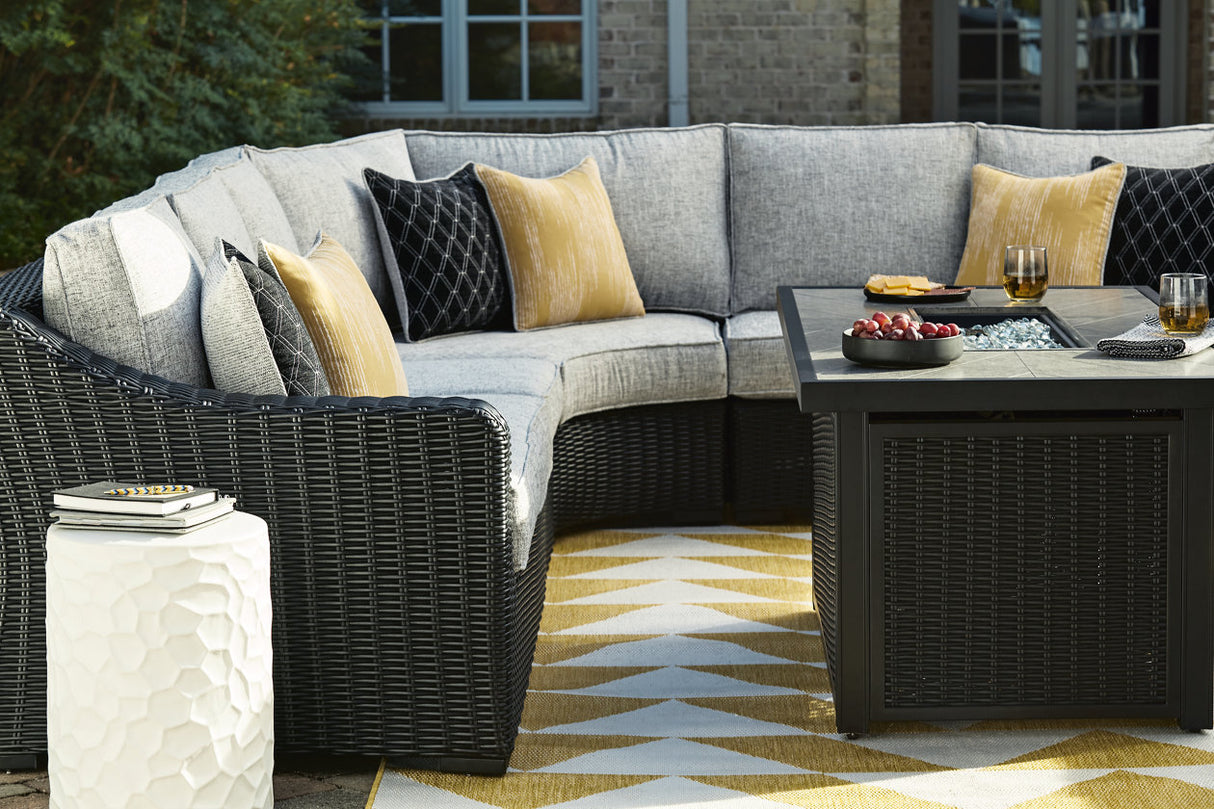Beachcroft Black 3-Piece Outdoor Sectional from Ashley - Luna Furniture