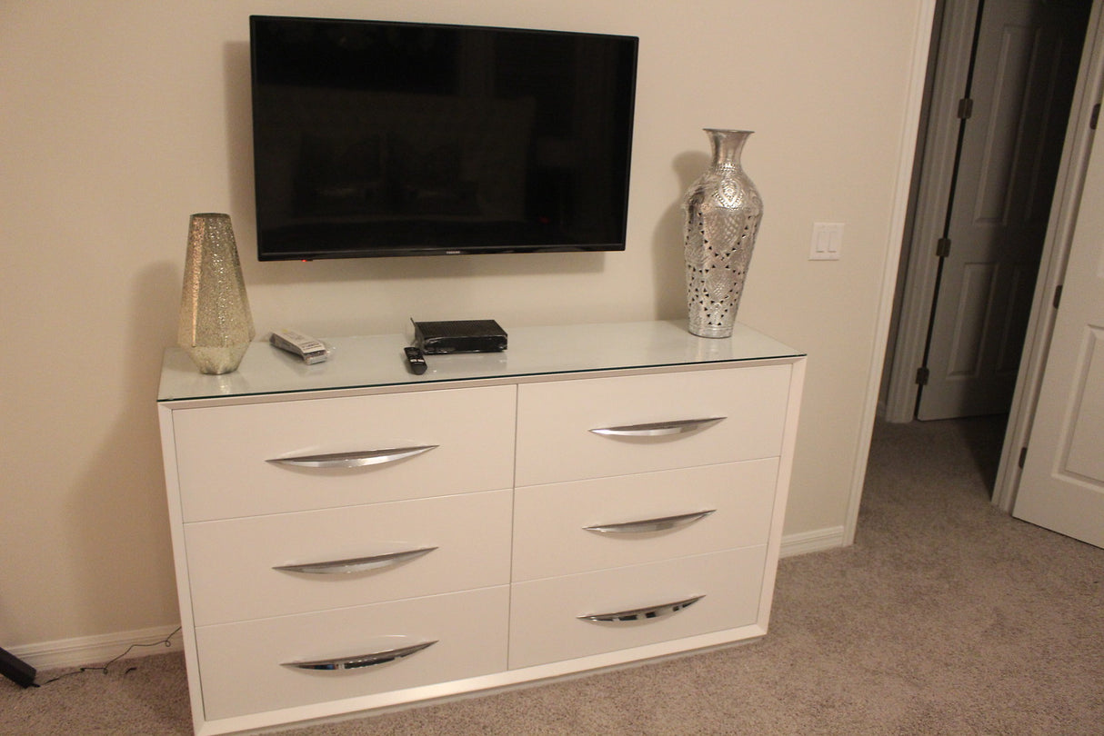 Carmen White Chest from ESF Furniture - Luna Furniture