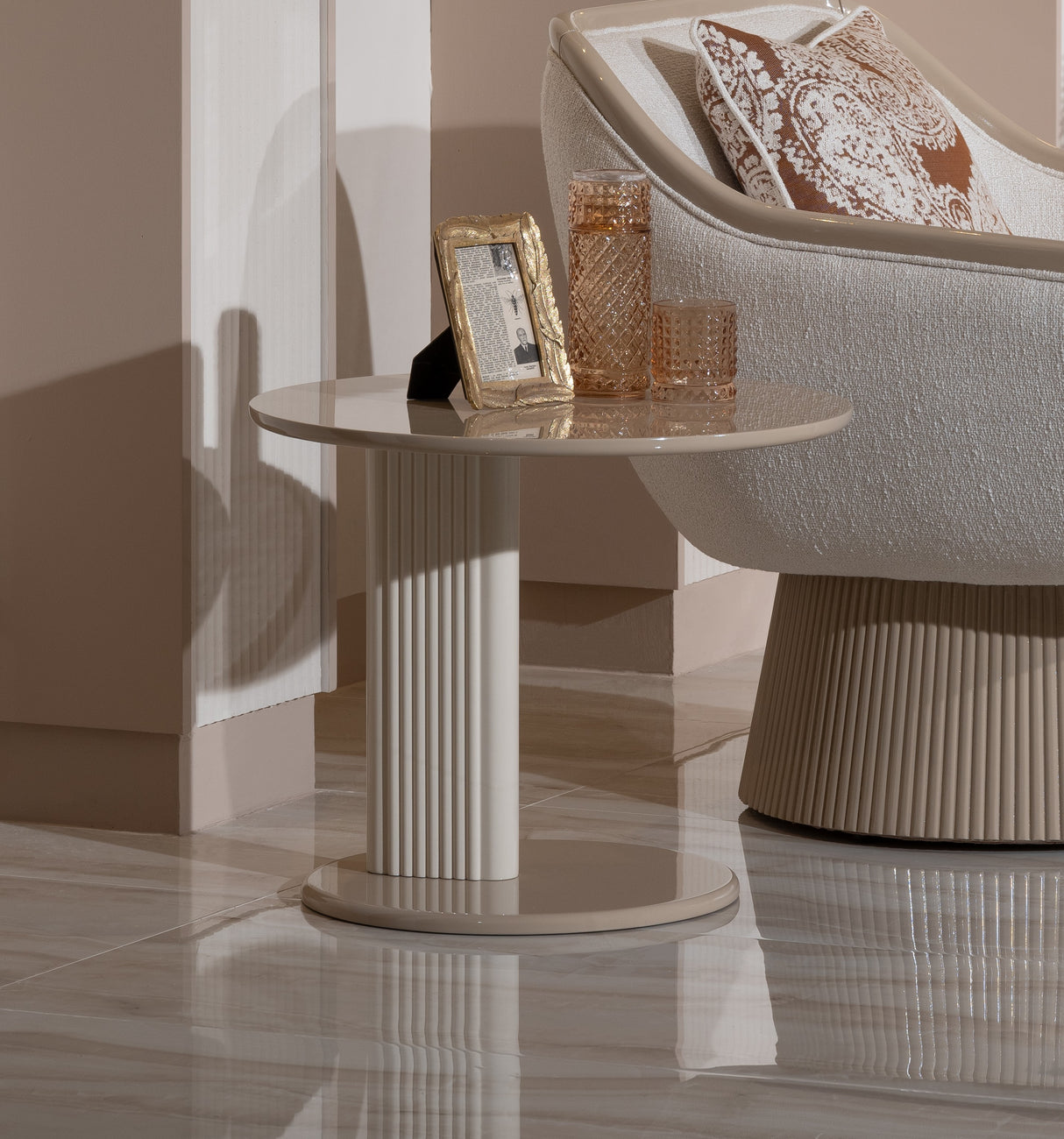 Belegrande Side Table from Luna Luxury - Luna Furniture