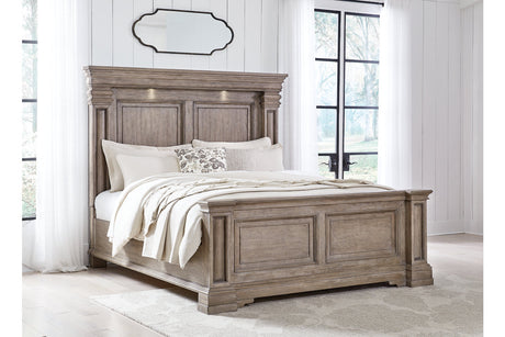 Blairhurst Light Grayish Brown King Panel Bed from Ashley - Luna Furniture