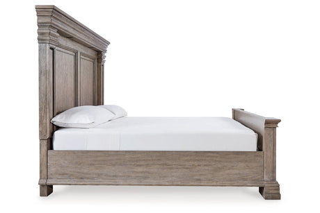 Blairhurst Light Grayish Brown Queen Panel Bed from Ashley - Luna Furniture