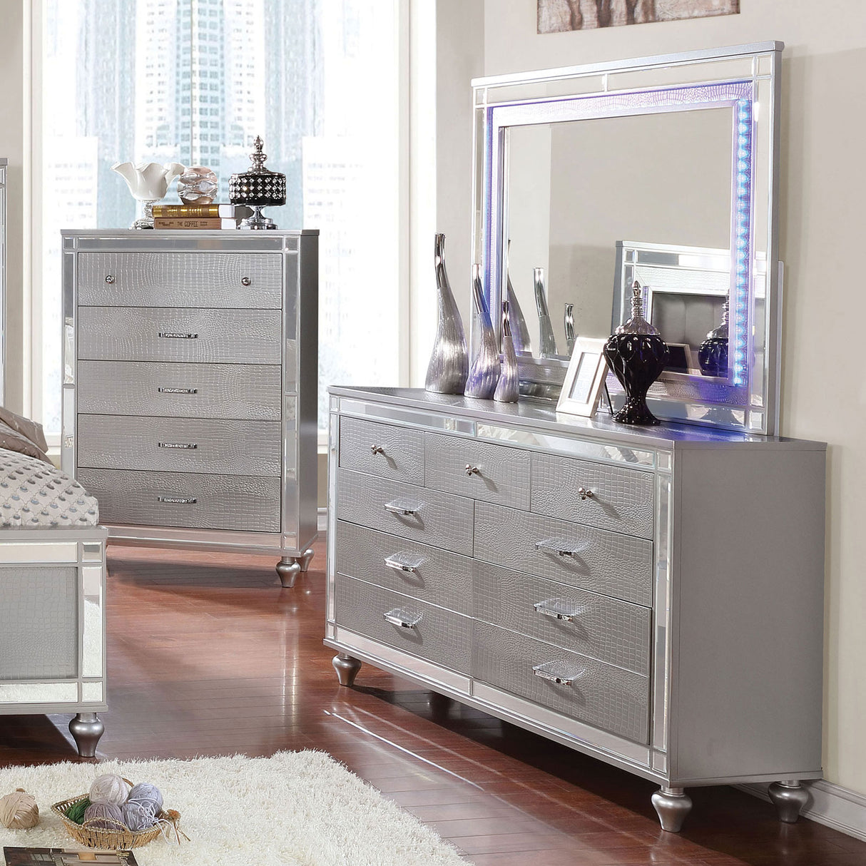 Brachium Silver Mirror (Mirror Only) from Furniture of America - Luna Furniture