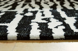Bramshaw Black/Ivory Large Rug from Ashley - Luna Furniture