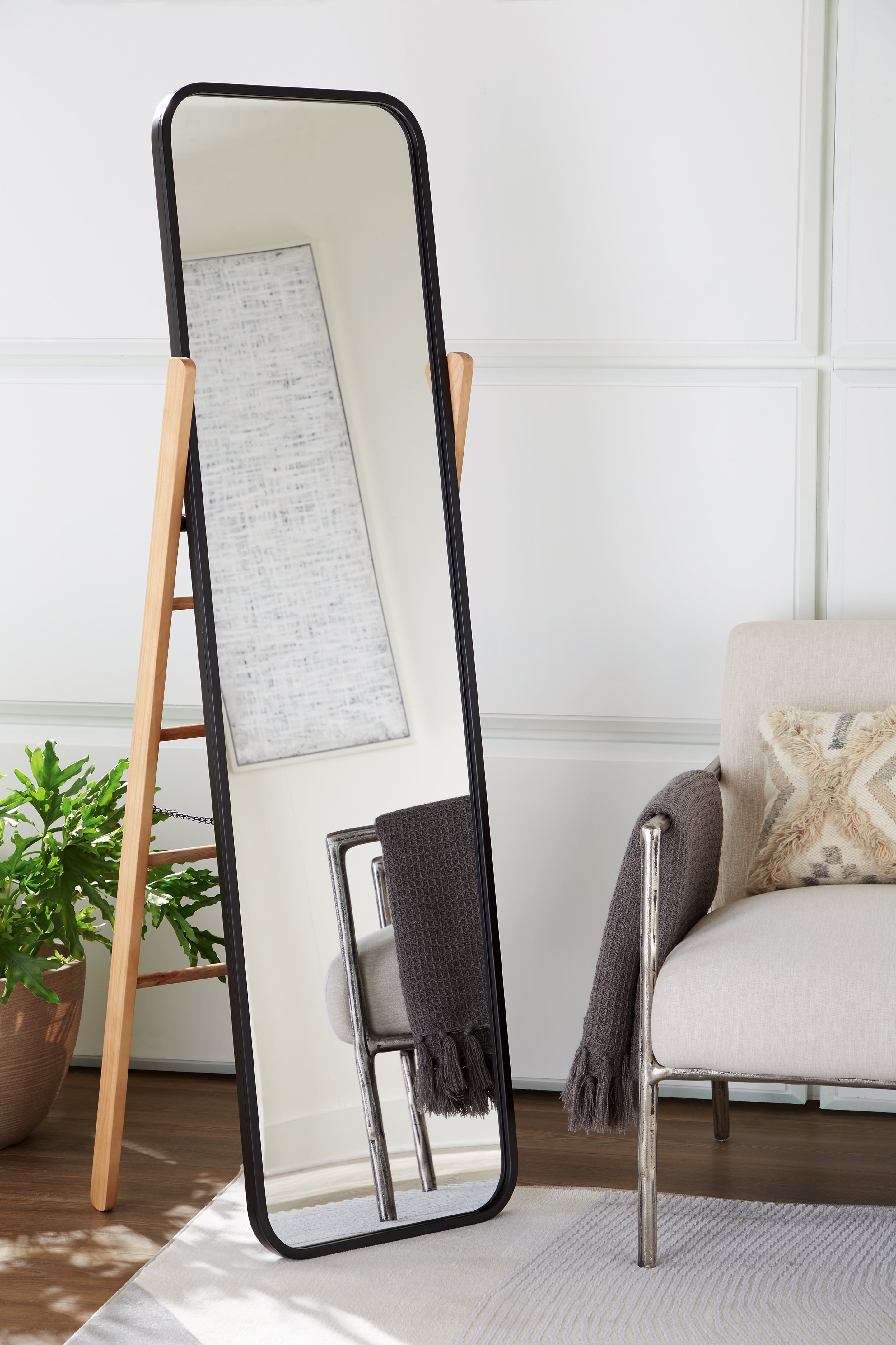 Ashley Bronick Black/Brown Floor Mirror – Luna Furniture