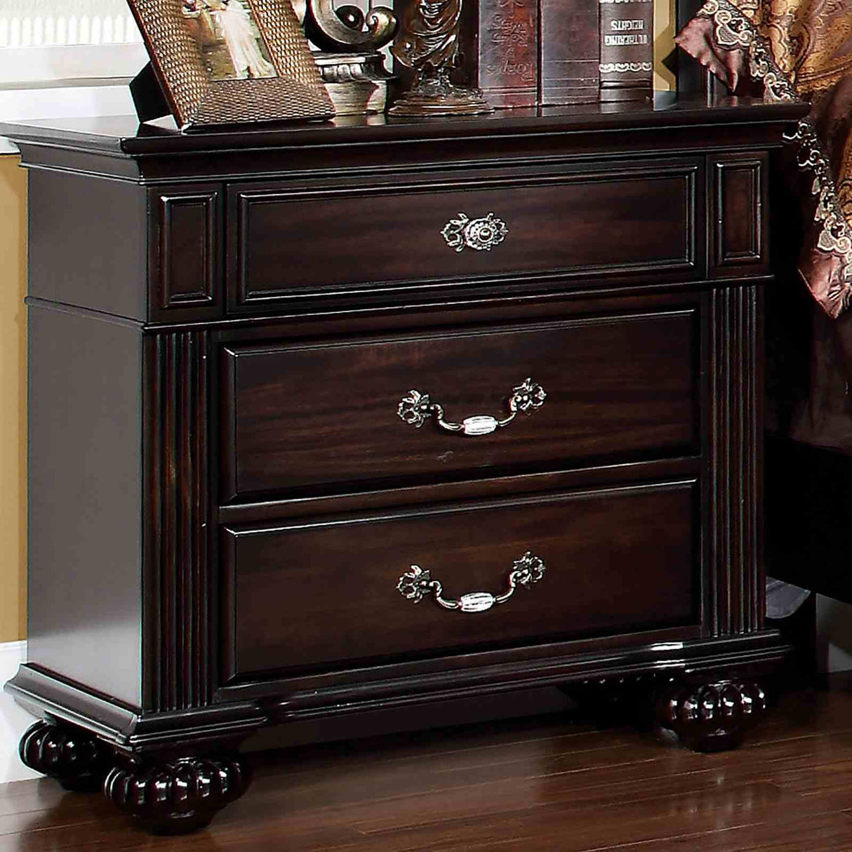 Syracuse Dark Walnut 4 Pc Queen Bedroom Set from Furniture of America - Luna Furniture