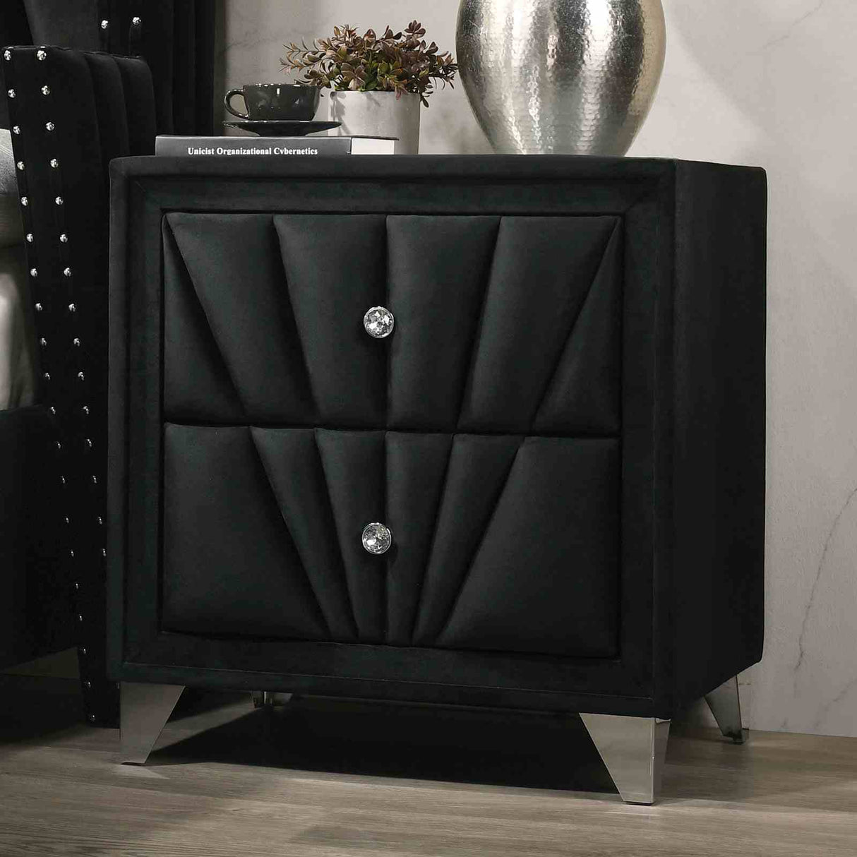 Carissa Black 5 Pc Queen Bedroom Set from Furniture of America - Luna Furniture