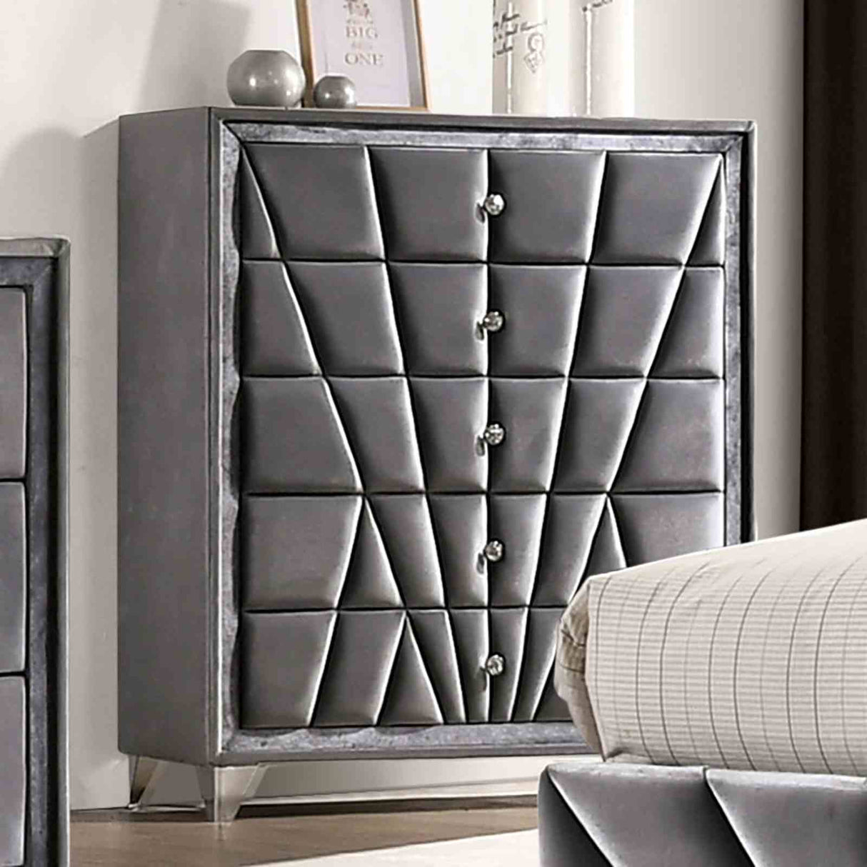 Carissa Gray 5 Pc Queen Bedroom Set from Furniture of America - Luna Furniture