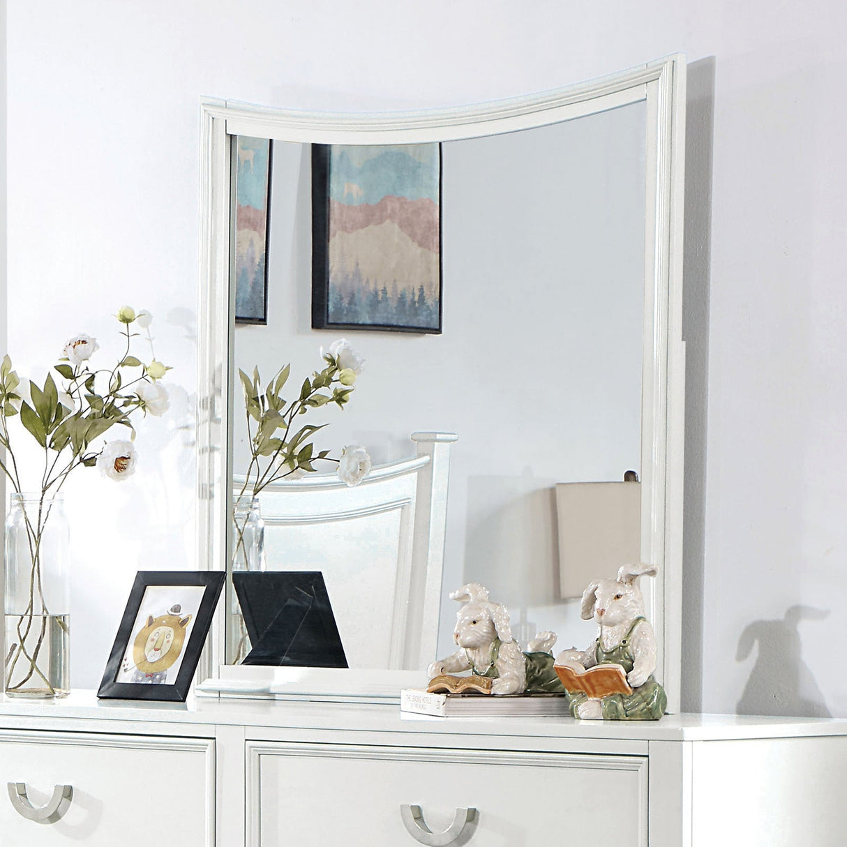 Lycoris White Mirror (Mirror Only) from Furniture of America - Luna Furniture