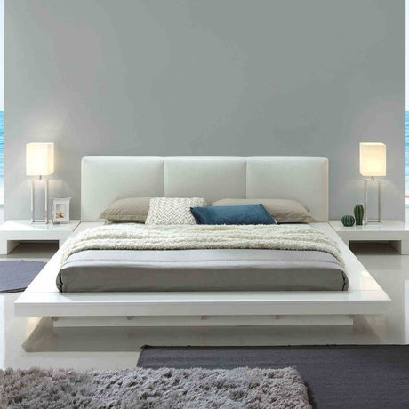 Christie White 5 Pc Queen Bedroom Set from Furniture of America - Luna Furniture