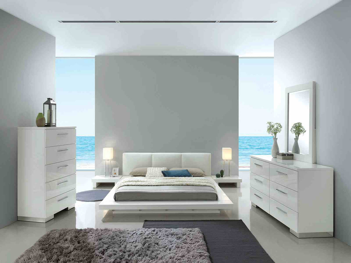 Christie White 5 Pc Queen Bedroom Set from Furniture of America - Luna Furniture