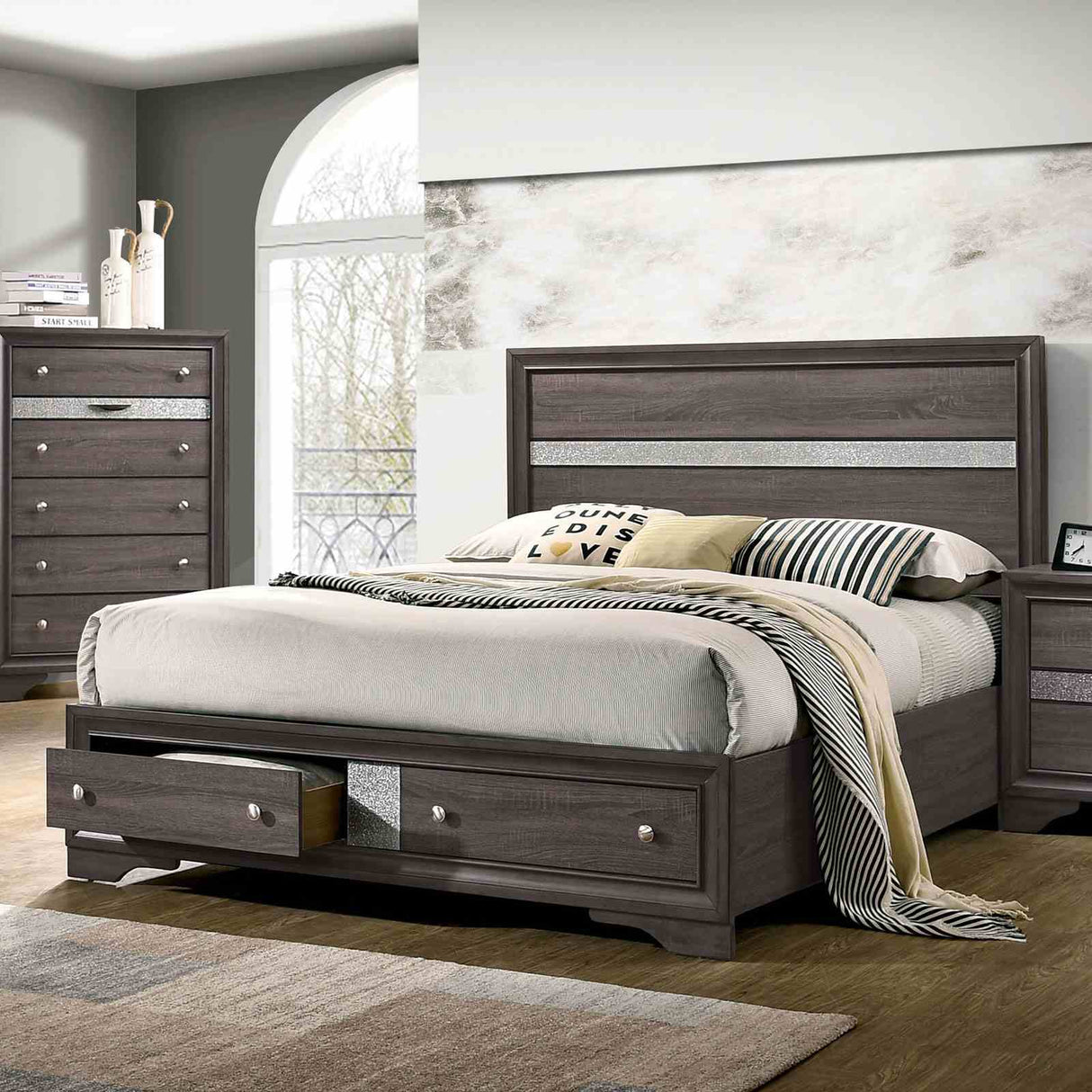 Chrissy Gray Mirror (Mirror Only) from Furniture of America - Luna Furniture