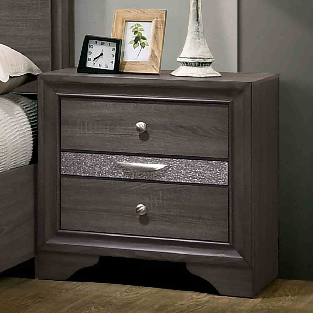 Chrissy Gray 5 Pc Queen Bedroom Set from Furniture of America - Luna Furniture