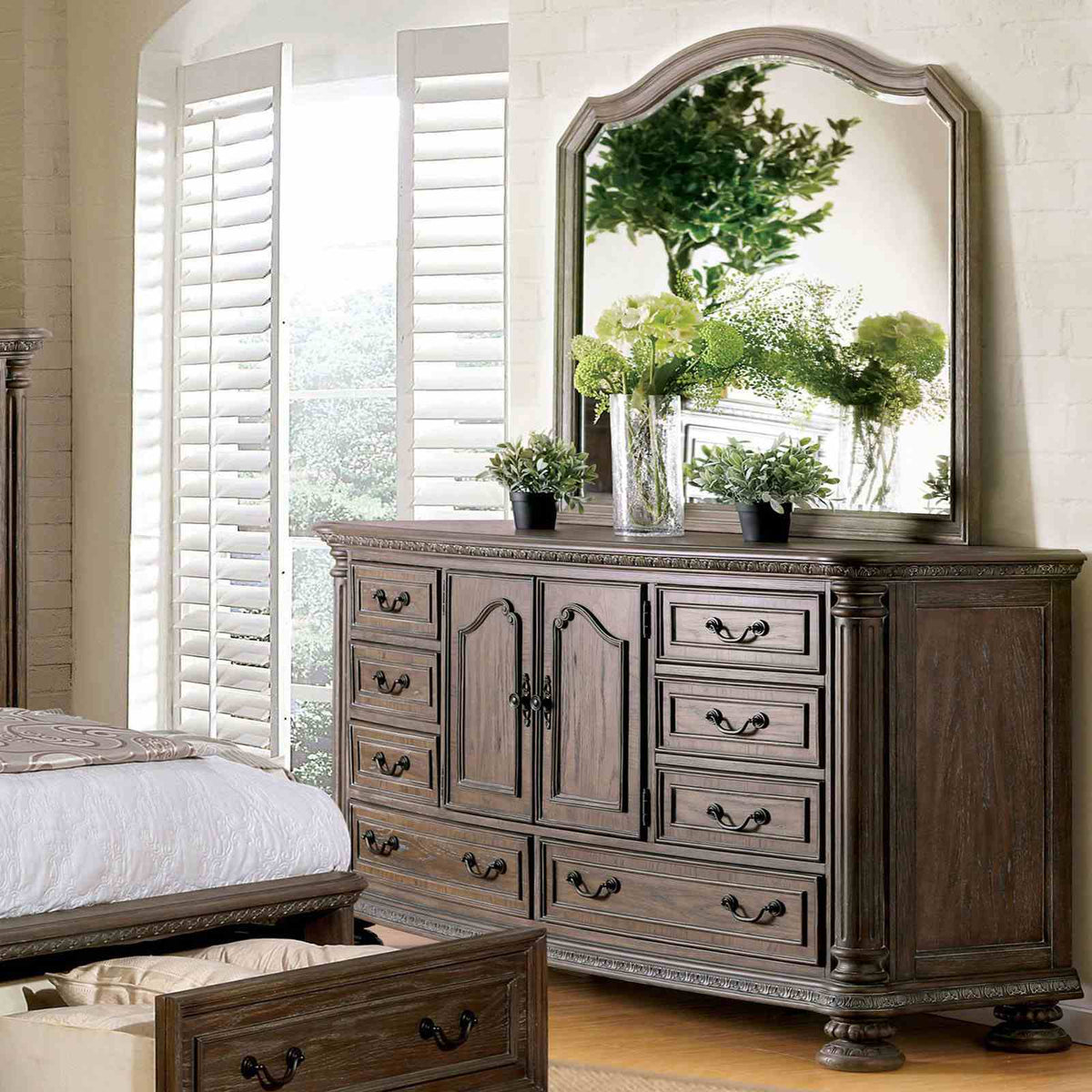 Lysandra Rustic dresser, rustic brown finish with six drawers and rounded feet
