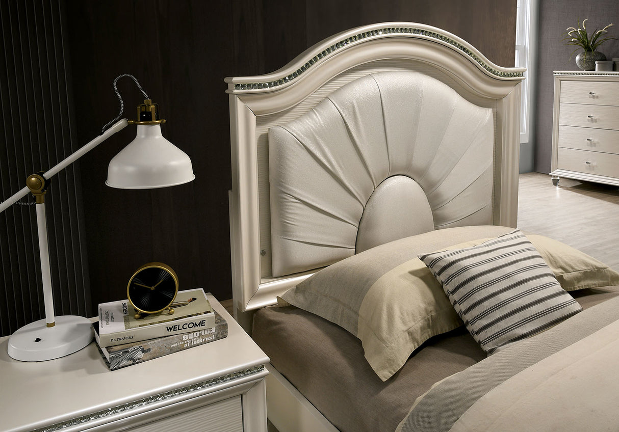 Allie Pearl White Full Bed from Furniture of America - Luna Furniture