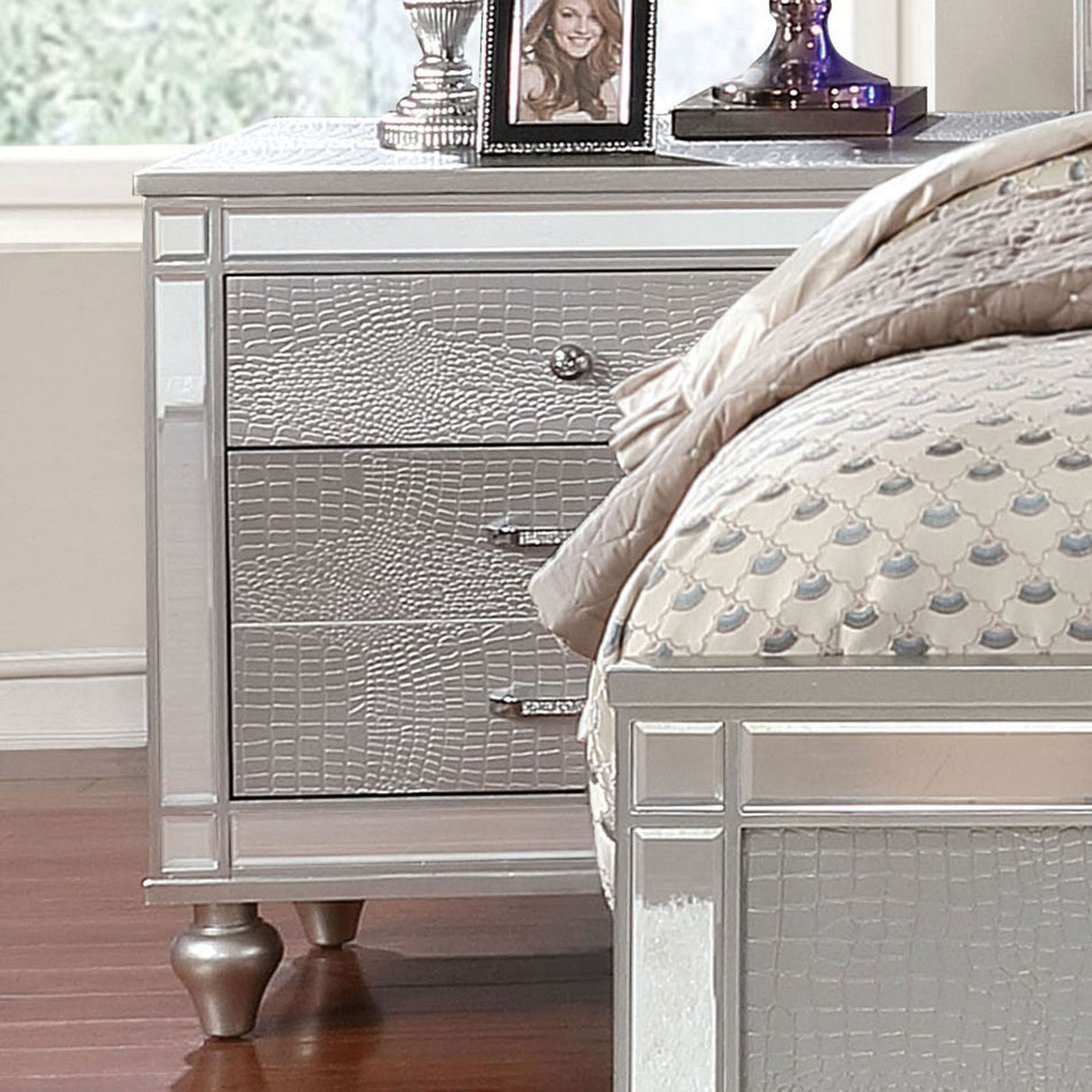 Brachium Silver Night Stand from Furniture of America - Luna Furniture