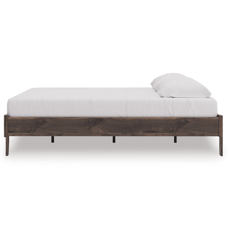 Calverson Brown King Platform Base Bed from Ashley - Luna Furniture