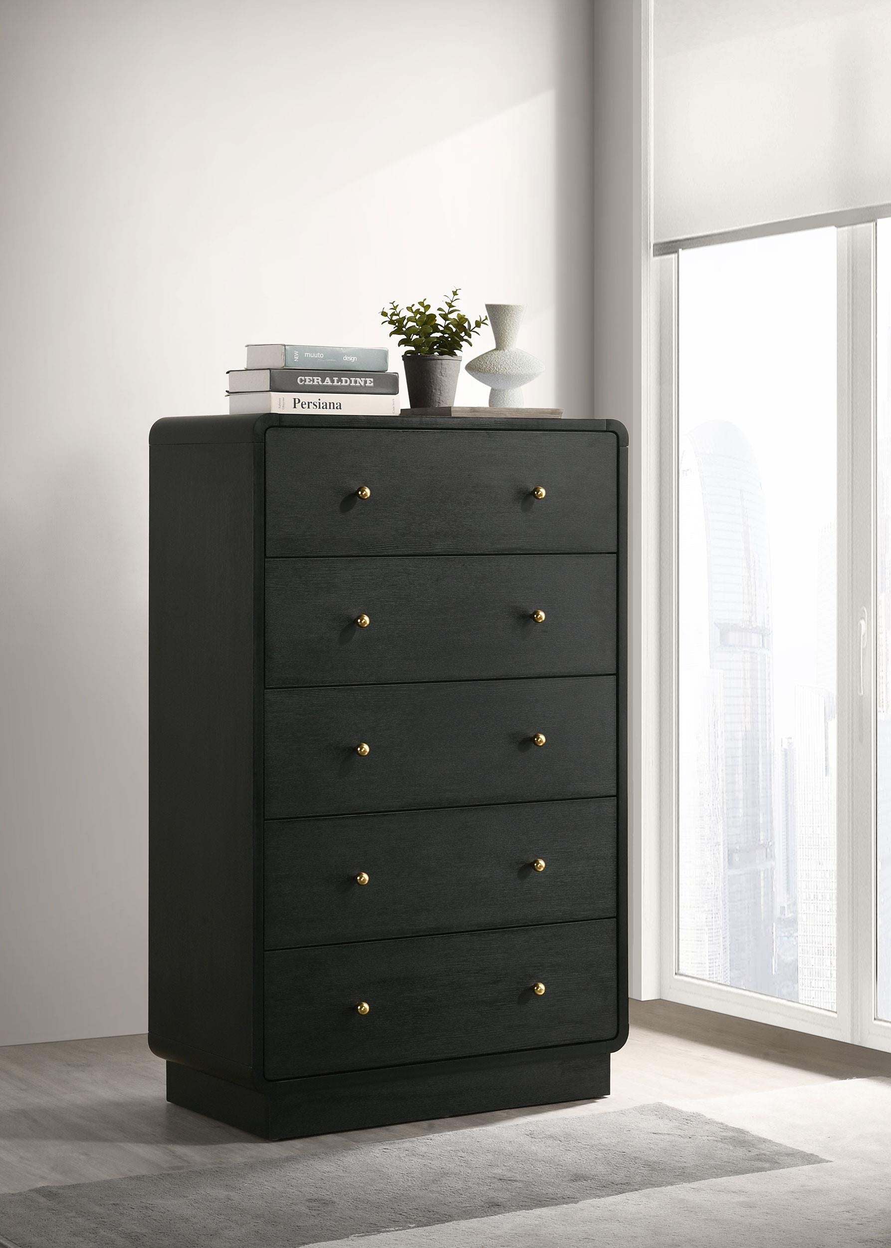 Cavelle Black 5-Drawer Chest – Luna Furniture
