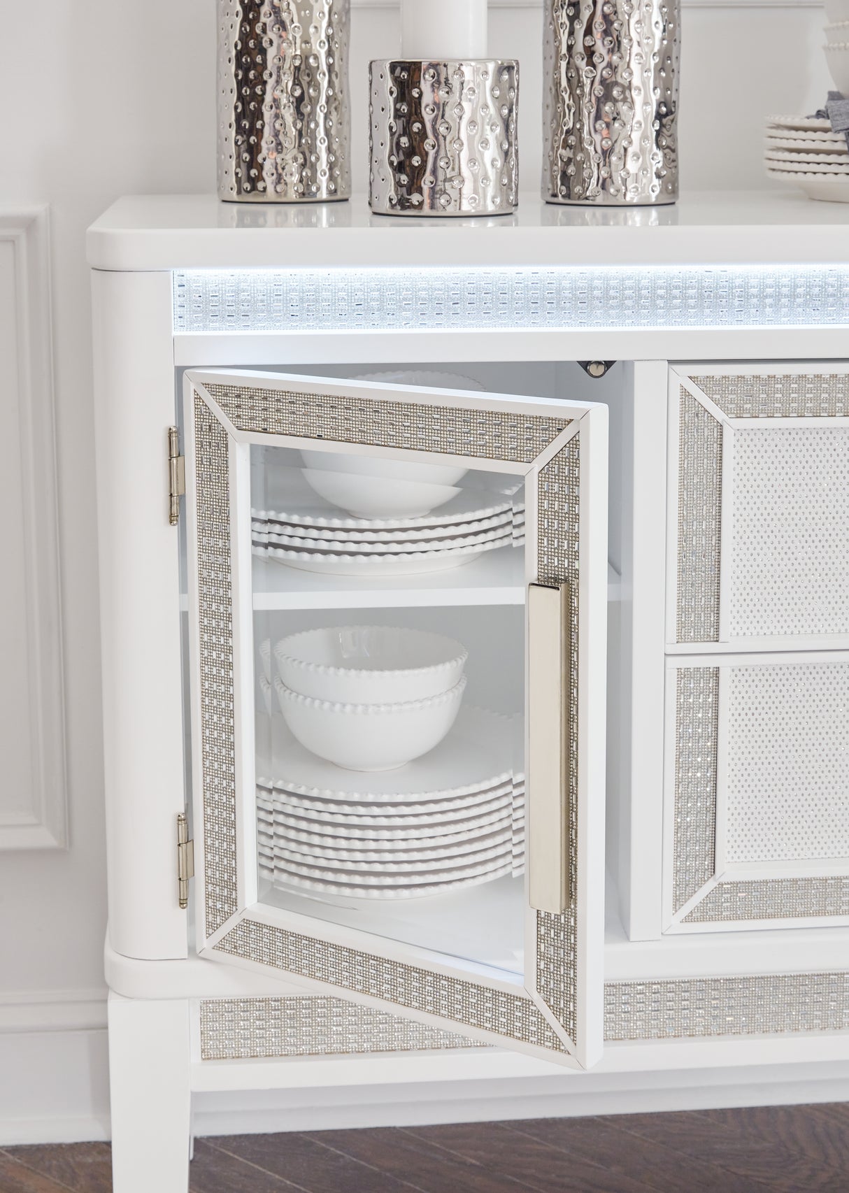 Chalanna White Dining Server from Ashley Furniture - Luna Furniture