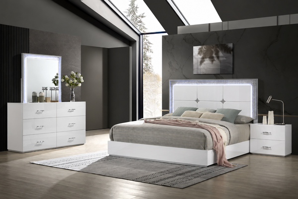 Stoholm White 4-Piece Queen Bedroom Set