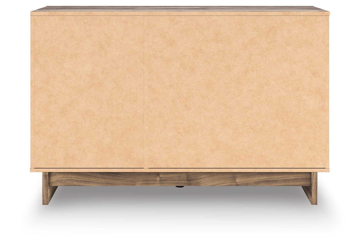 Chirason Brown Dresser from Ashley - Luna Furniture