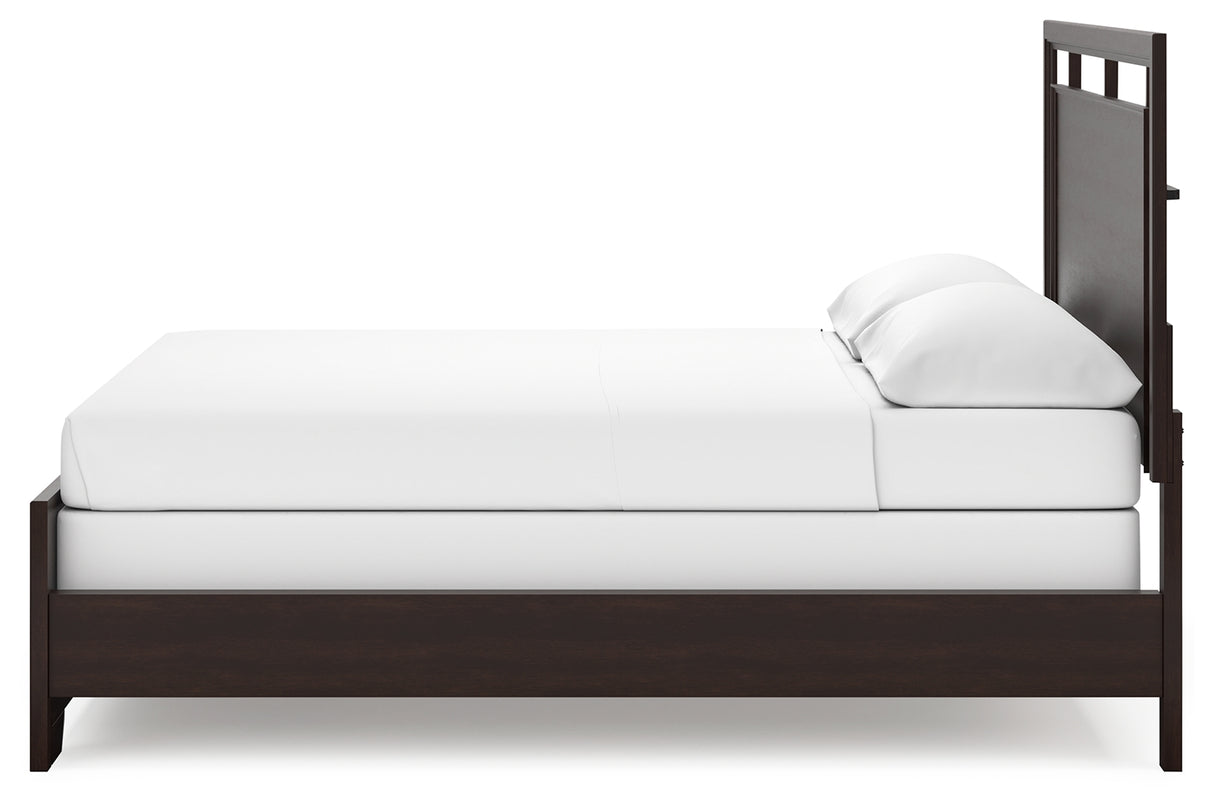 Covetown California King Panel Bed with Mirrored Dresser, Chest and 2 Nightstands in Dark Brown from Ashley Furniture - Luna Furniture