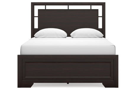 Covetown Dark Brown Queen Panel Bed from Ashley - Luna Furniture