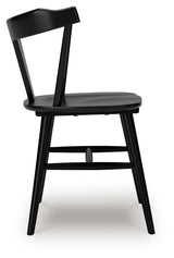 Gretlynn Dining Table and 6 Chairs in Black/Natural from Ashley Furniture - Luna Furniture