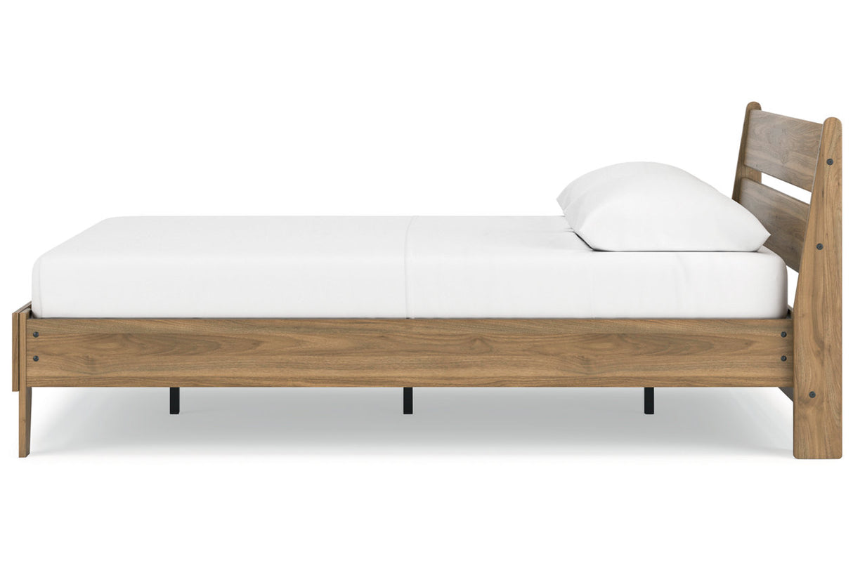 Deanlow Honey Queen Platform Bed from Ashley - Luna Furniture