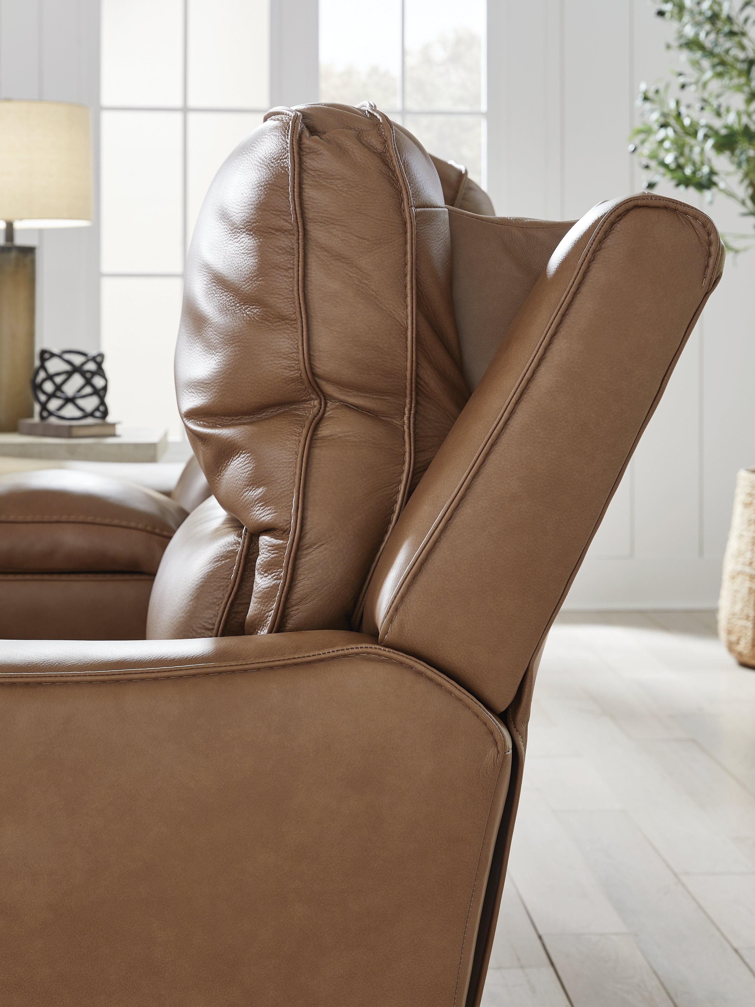 Ashley DeepWakes Silverbrooke Caramel Power Reclining Sofa – Luna