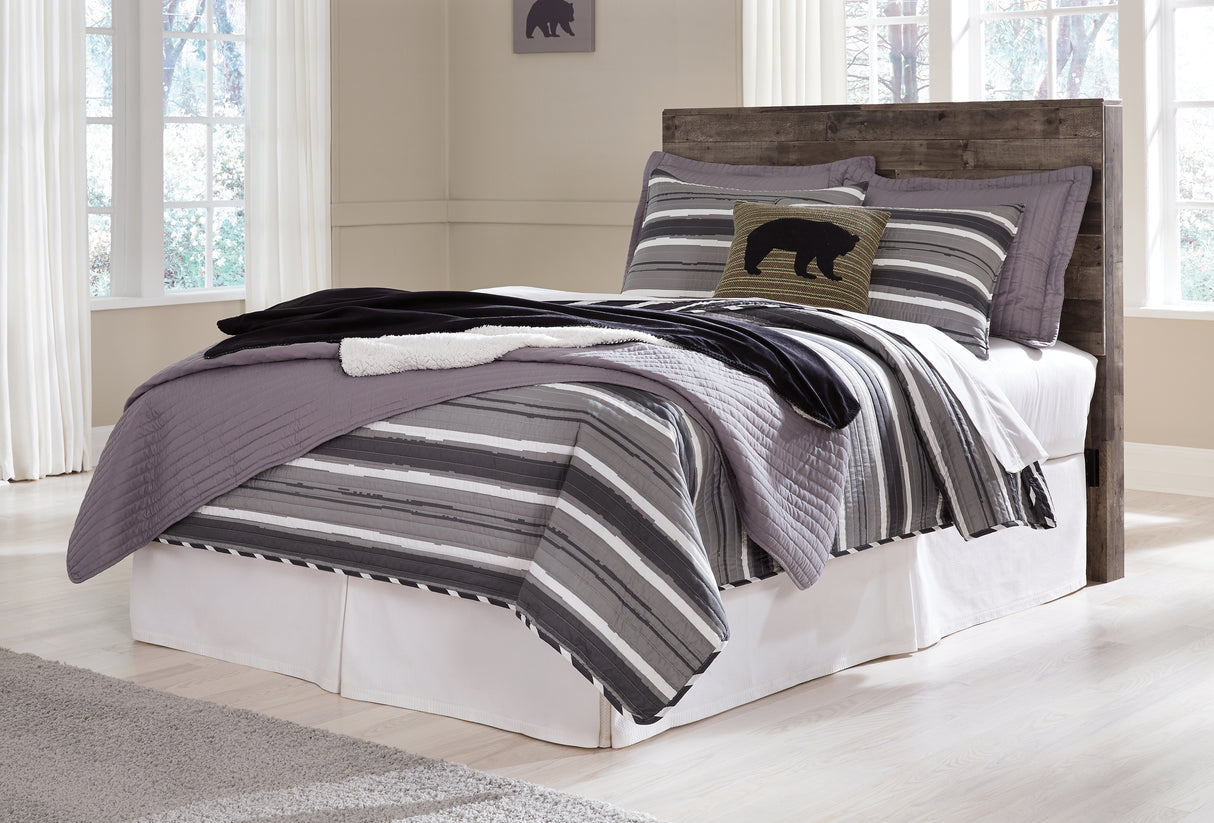 Derekson Full Panel Headboard Bed with Mirrored Dresser and Chest in Multi Gray from Ashley - Luna Furniture
