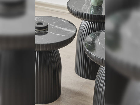 Diamond Coffee Table in Black from Furnia - Luna Furniture