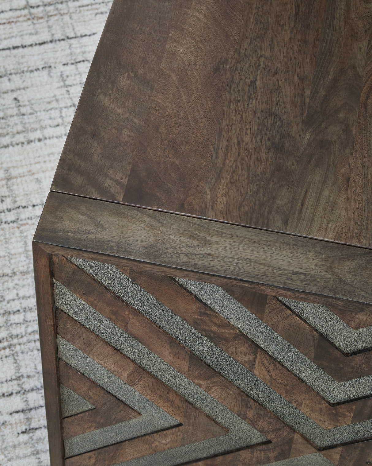 Dreggan Brown End Table from Ashley Furniture - Luna Furniture