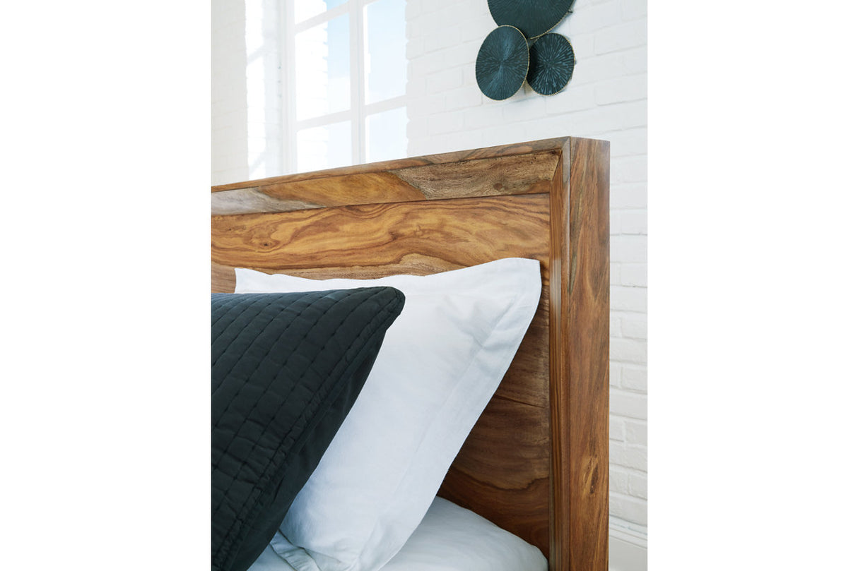 Dressonni Brown Queen Panel Bed from Ashley Furniture - Luna Furniture