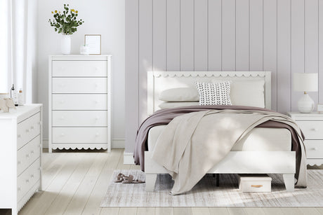 Hallityn White Full Platform Bed from Ashley - Luna Furniture