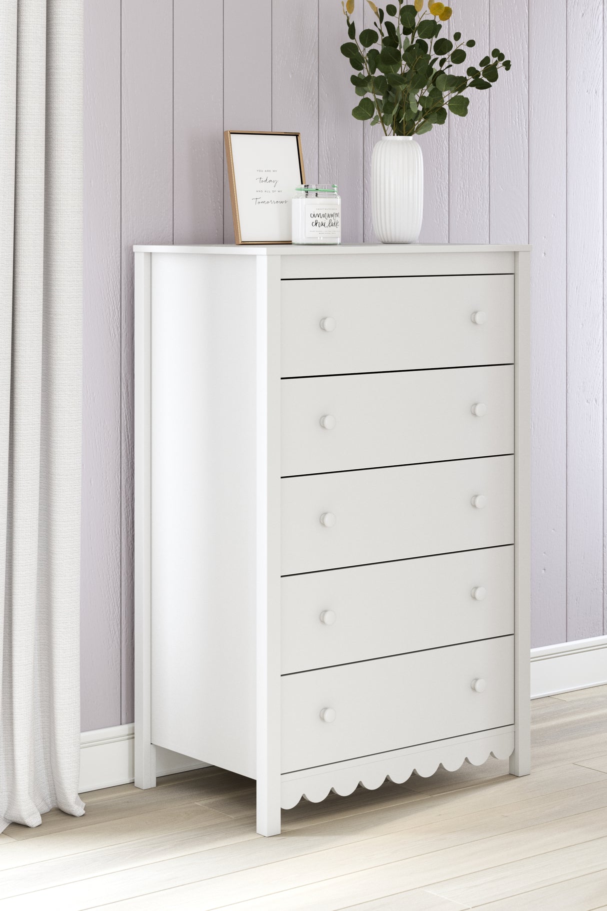 Hallityn White Chest of Drawers from Ashley Furniture - Luna Furniture