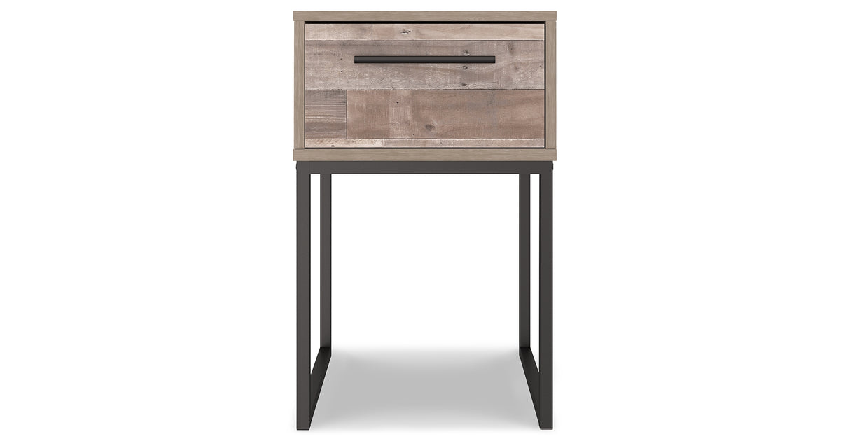 Neilsville Full Platform Bed with Dresser, Chest and 2 Nightstands in Whitewash from Ashley - Luna Furniture