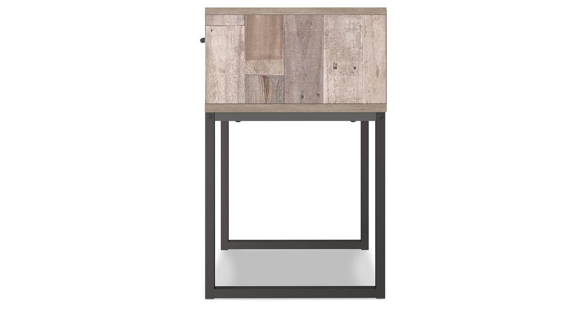 Neilsville Full Platform Bed with Dresser and 2 Nightstands in Whitewash from Ashley - Luna Furniture
