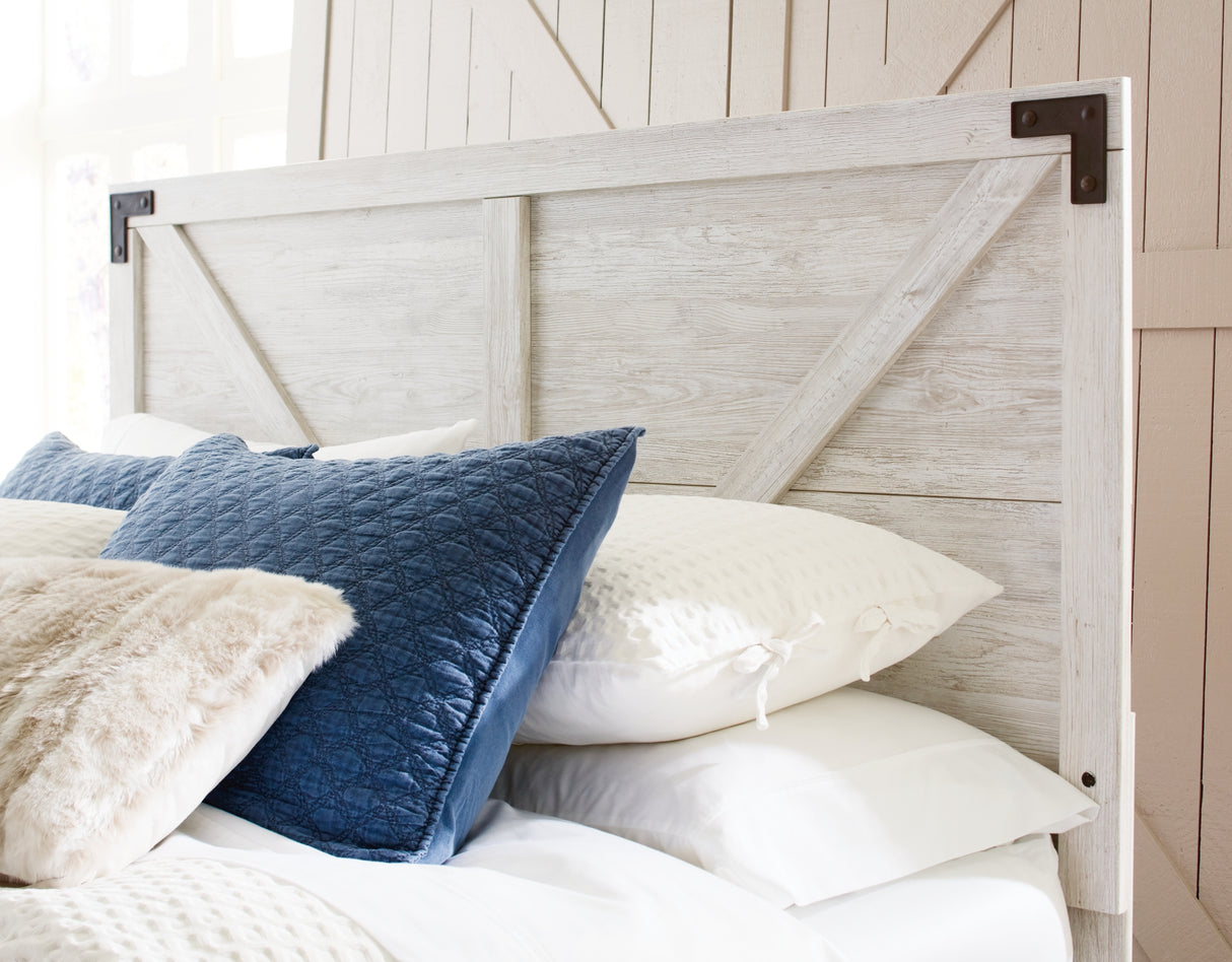 Shawburn White Crossbuck Queen Platform Bed from Ashley Furniture - Luna Furniture