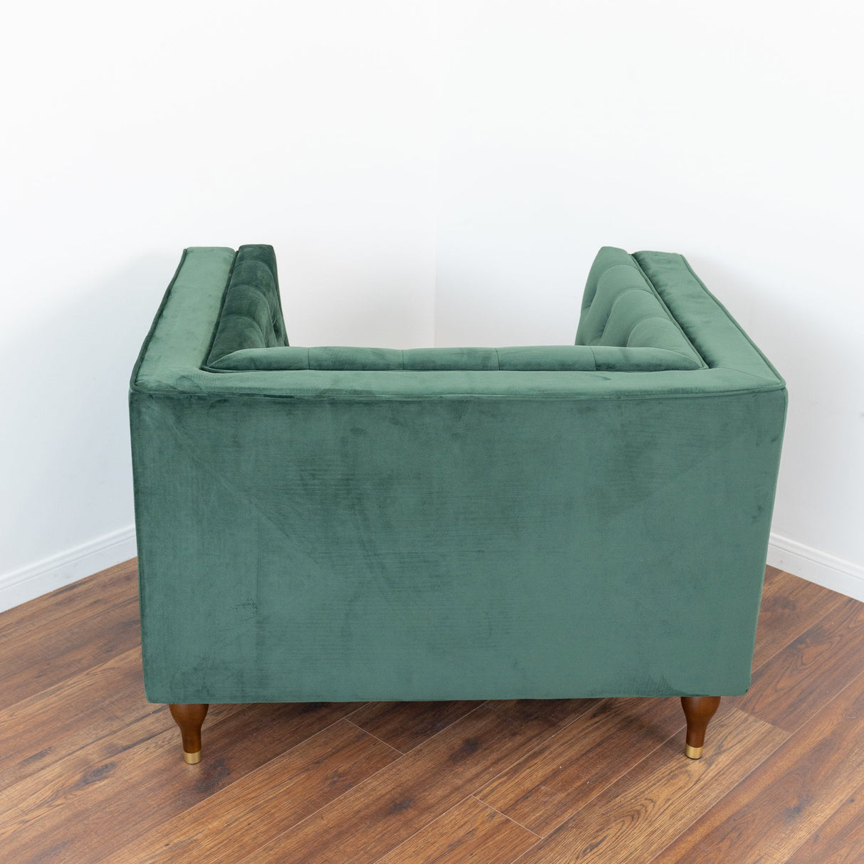 Houston Dark Green Velvet Tufted Back Lounge Chair from Midinmod - Luna Furniture