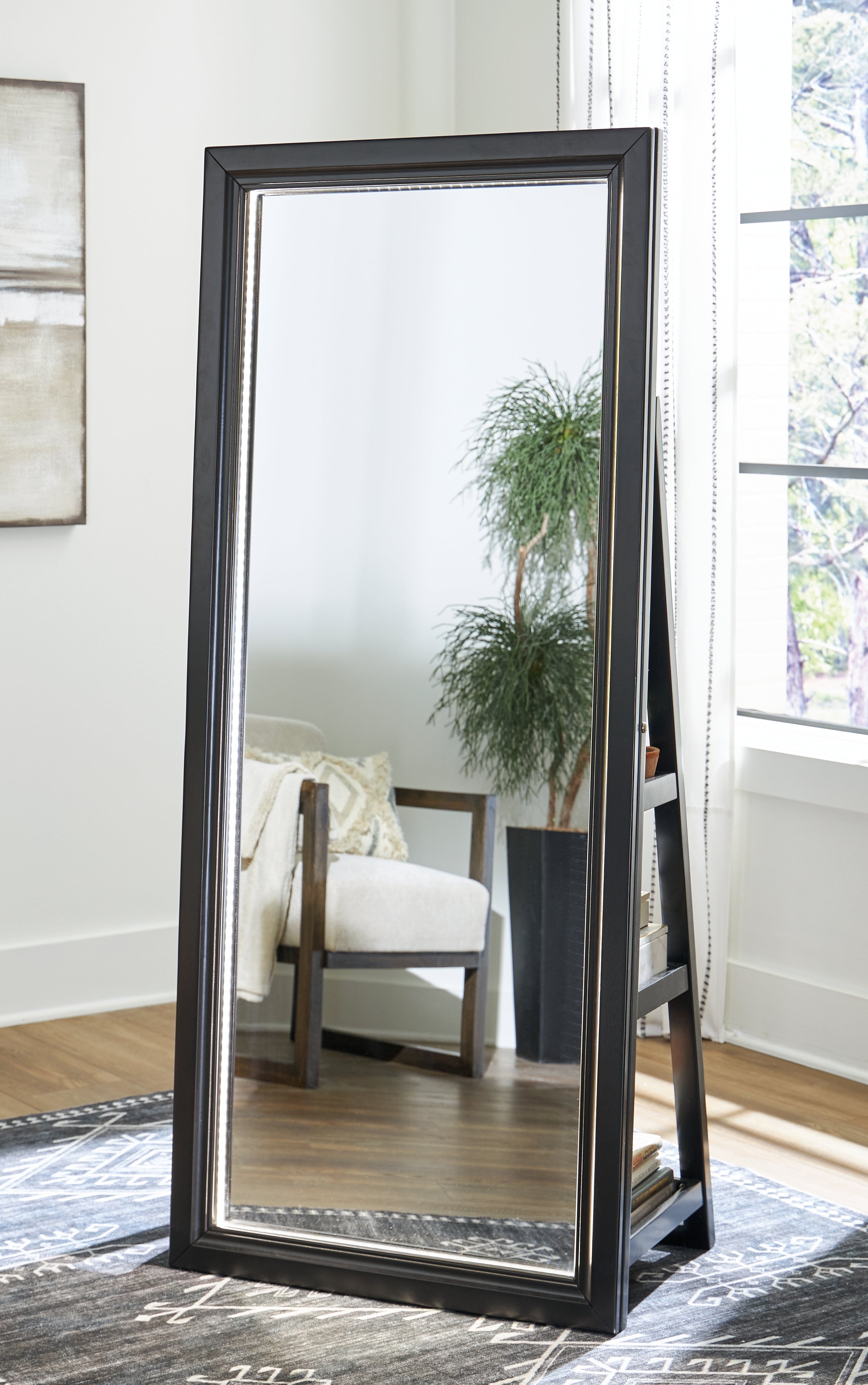 Evesen Black Floor Standing Mirror/Storage (Mirror Only) – Luna