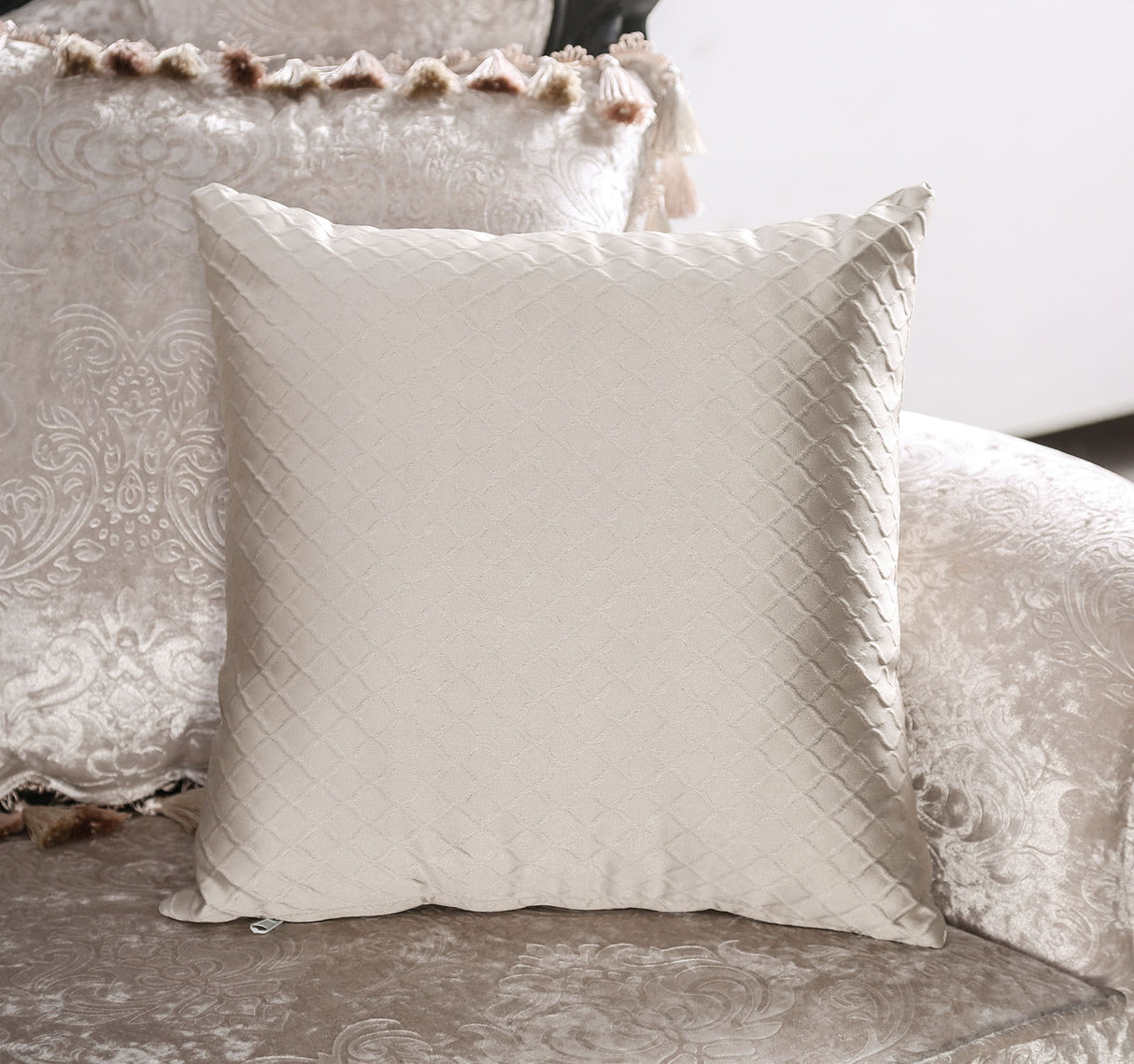 Acapulco Black/Off-White Loveseat from Furniture of America - Luna Furniture