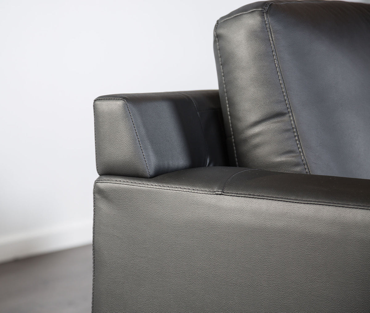Stordal Black Sectional, Right Chaise from Furniture of America - Luna Furniture