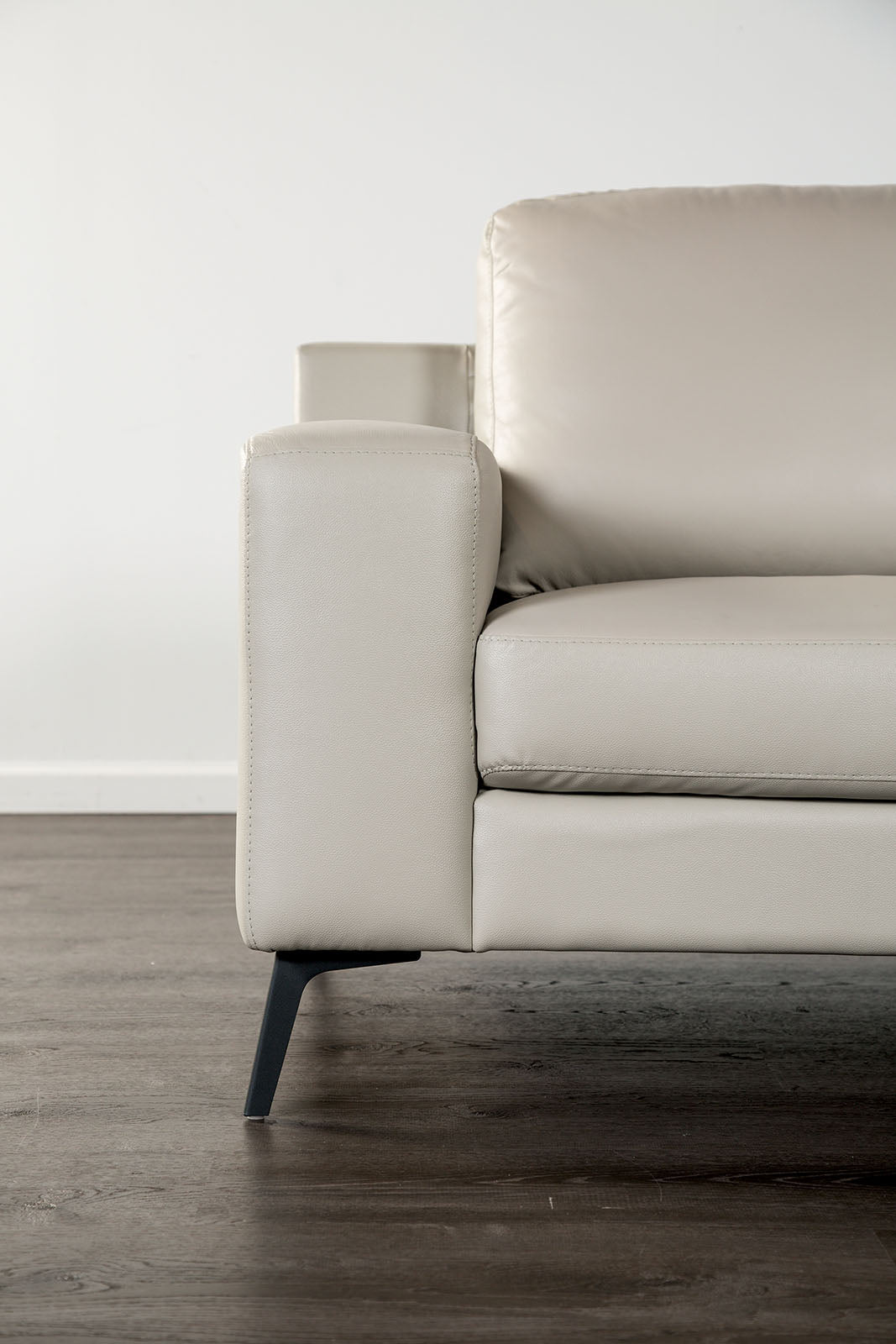 Stordal Light Gray Sectional, Right Chaise from Furniture of America - Luna Furniture